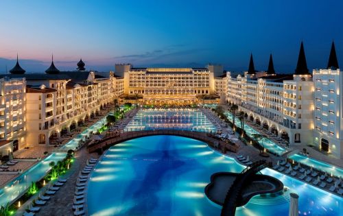 TITANIC MARDAN PALACE